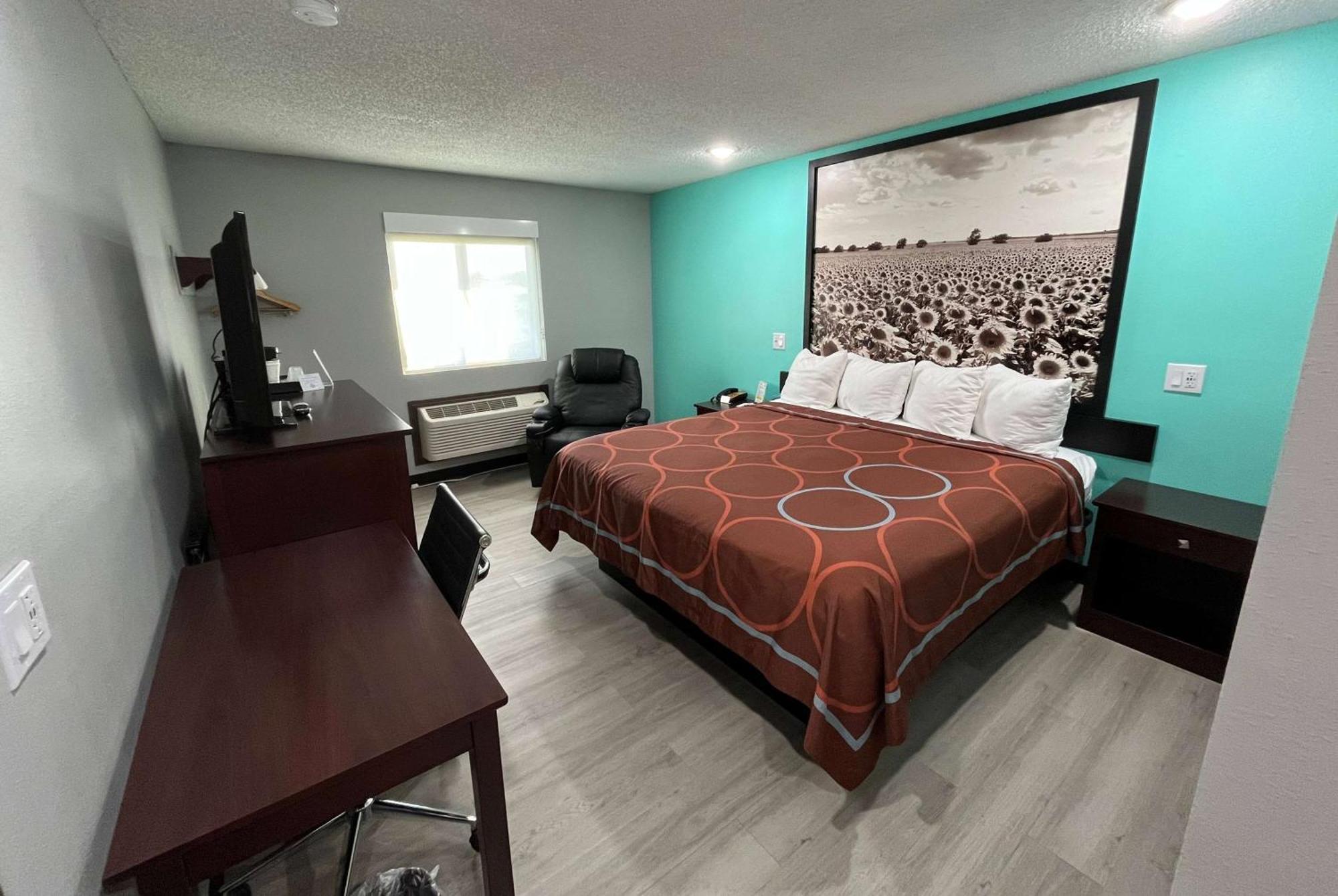 Super 8 By Wyndham Emporia Motel Ngoại thất bức ảnh